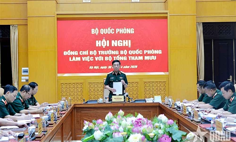  Đại tướng Phan Văn Giang chỉ đạo triển khai kế hoạch tác chiến “Vòm phòng không bền vững”